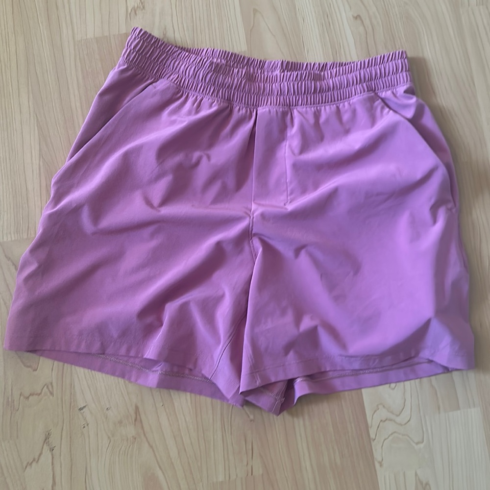 Lululemon pace breaker 5” liner less shorts